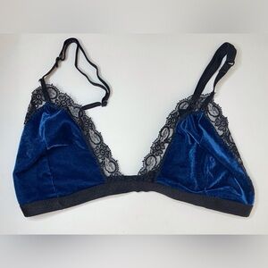 Elegant Vintage Blue Velvet Lace Bralette Size S‎